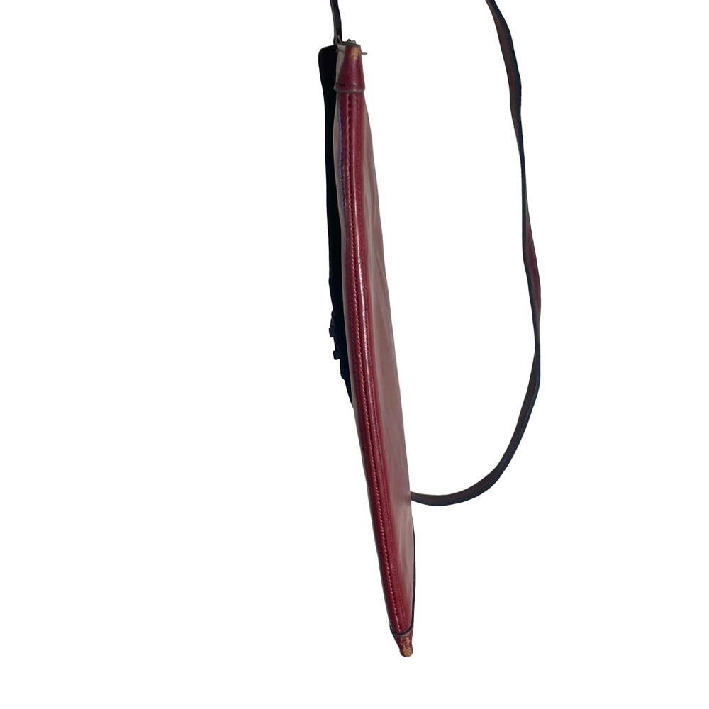 Vintage Etienne Aigner Burgundy Leather Envelope Clutch Shoulder Bag Brass Logo - Picture 13 of 15